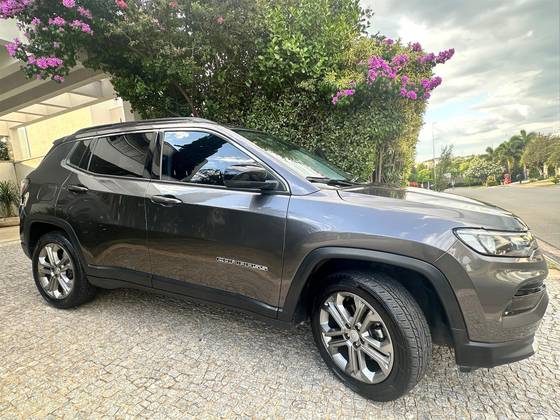 JEEP COMPASS 1.3 T270 TURBO FLEX LONGITUDE AT6
